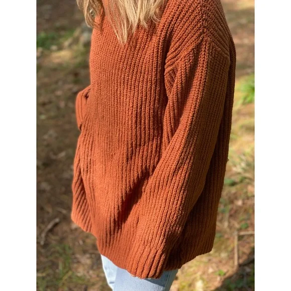 FREE PEOPLE turtleneck ribbed knit oversized rust/burnt orange sweater small - Picture 3 of 11
